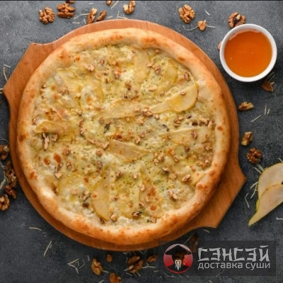 Пицца Дорблю с грушей